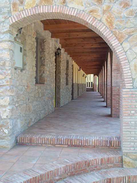 laglorieta.jpg (31663 bytes)